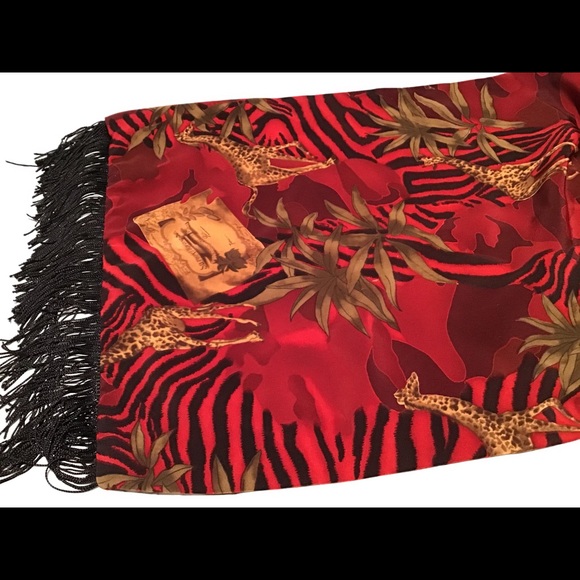 Ladies gorgeous scarf with 3” black fringe on ends - Picture 2 of 2